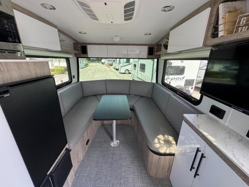 2026 inTech RV 2026 inTech RV Sol - thumbnail 9