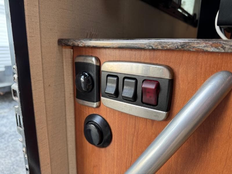 2014 Leisure Travel Vans 2014 Leisure Travel Vans Unity - thumbnail 18