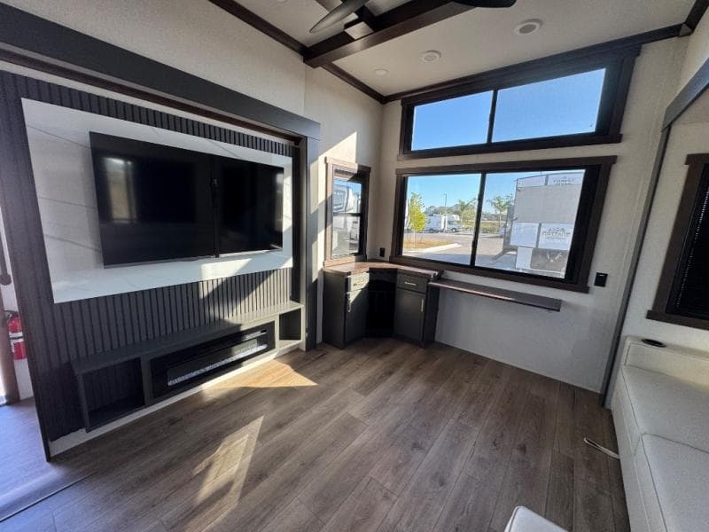 2026 Forest River 2026 Forest River CEDAR CREEK COTTAGE - thumbnail 18