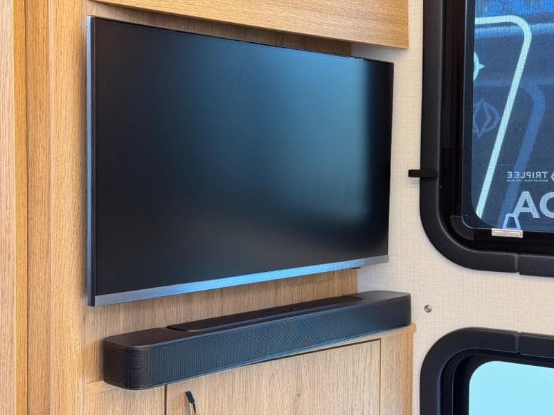 2026 Leisure Travel Vans 2026 Leisure Travel Vans Wonder - thumbnail 12