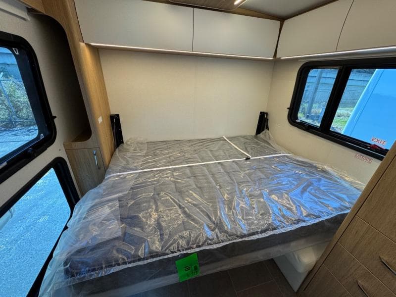 2026 Leisure Travel Vans 2026 Leisure Travel Vans Wonder - thumbnail 13