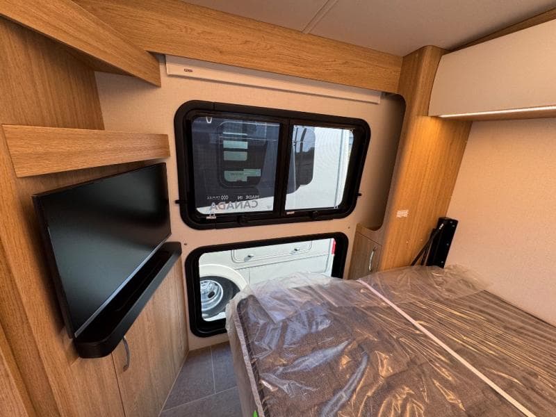 2026 Leisure Travel Vans 2026 Leisure Travel Vans Wonder - thumbnail 14