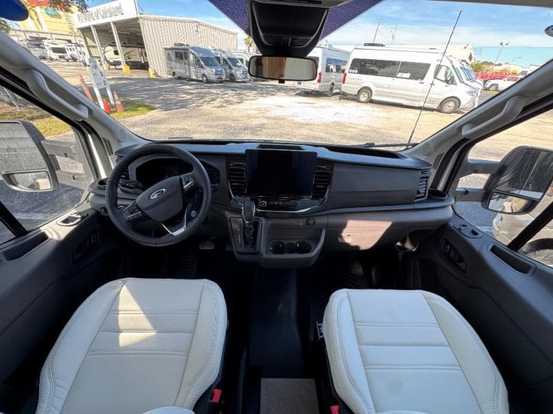 2026 Leisure Travel Vans 2026 Leisure Travel Vans Wonder - thumbnail 18