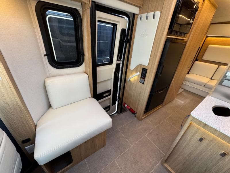 2026 Leisure Travel Vans 2026 Leisure Travel Vans Wonder - thumbnail 19