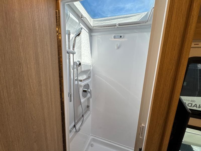 2026 Leisure Travel Vans 2026 Leisure Travel Vans Wonder - thumbnail 23