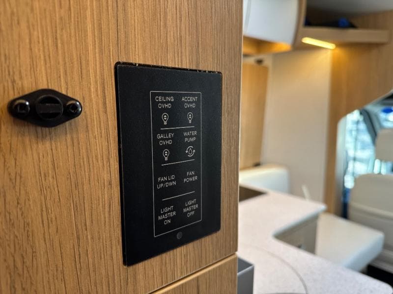 2026 Leisure Travel Vans 2026 Leisure Travel Vans Wonder - thumbnail 24