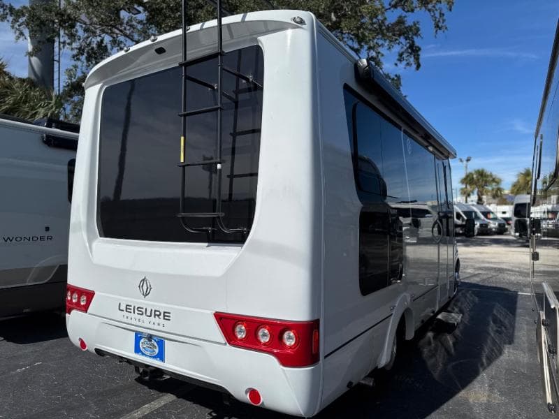 2026 Leisure Travel Vans 2026 Leisure Travel Vans Wonder - thumbnail 5