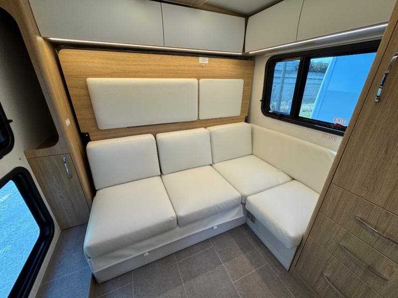 2026 Leisure Travel Vans 2026 Leisure Travel Vans Wonder - thumbnail 10