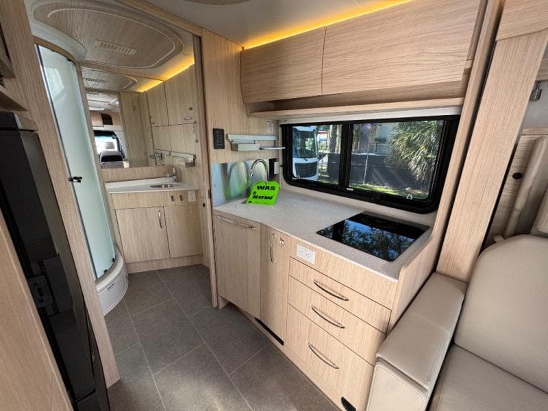 2026 Leisure Travel Vans 2026 Leisure Travel Vans Unity - thumbnail 16