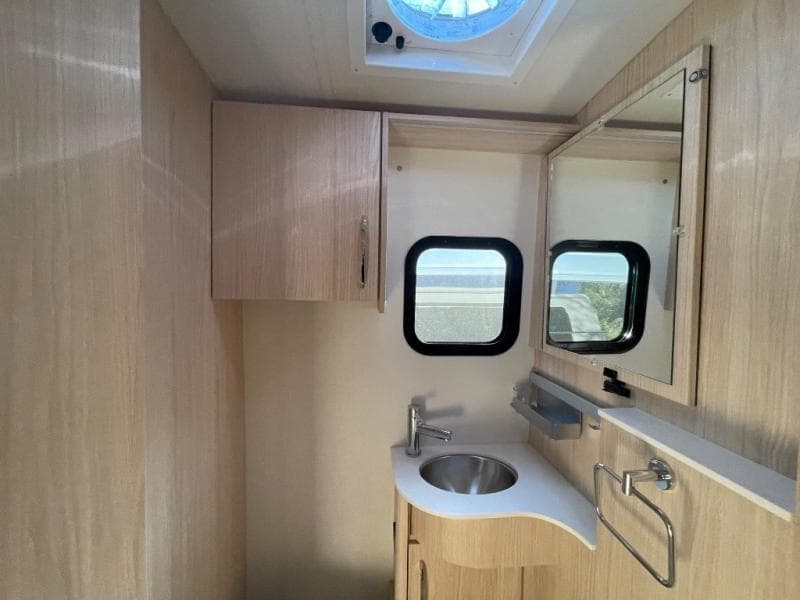 2025 Leisure Travel Vans 2025 Leisure Travel Vans Wonder - thumbnail 12