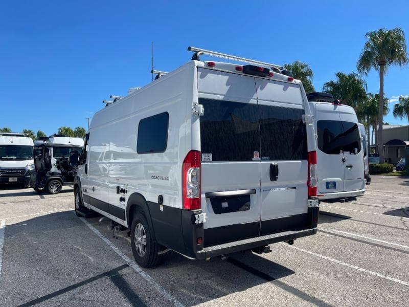 2026 Coachmen 2026 Coachmen Nova - thumbnail 6