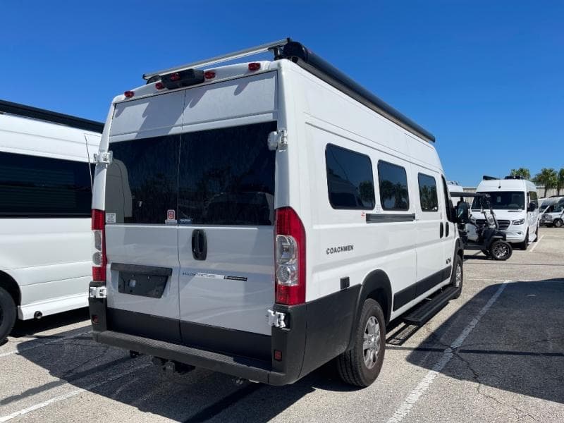 2026 Coachmen 2026 Coachmen Nova - thumbnail 8