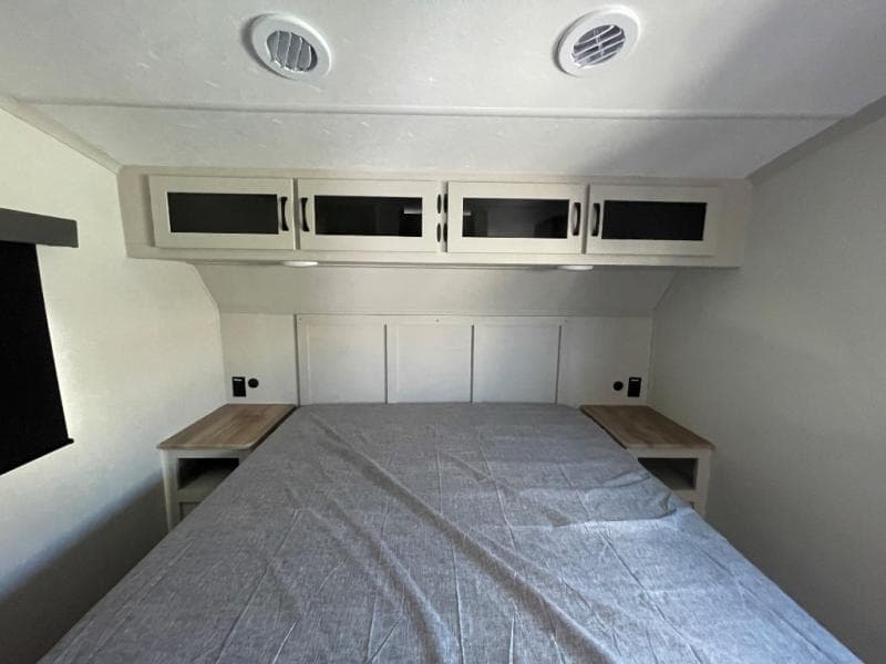 2026 Coachmen 2026 Coachmen Chaparral - thumbnail 27