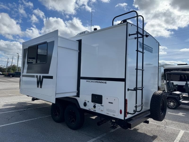 2026 Winnebago 2026 Winnebago Micro Minnie - thumbnail 4