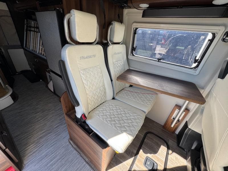 2022 Winnebago 2022 Winnebago Travato - thumbnail 14