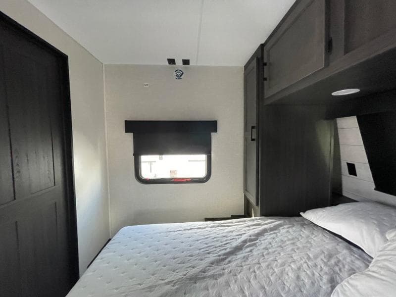 2026 Venture RV 2026 Venture RV SportTrek - thumbnail 19