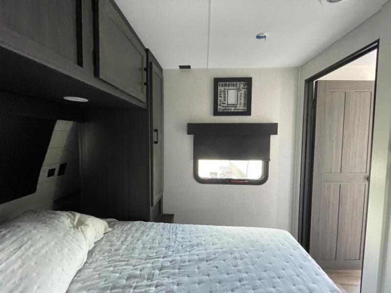 2026 Venture RV 2026 Venture RV SportTrek - thumbnail 21