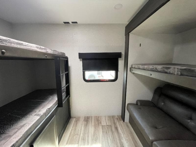 2026 Venture RV 2026 Venture RV SportTrek - thumbnail 27