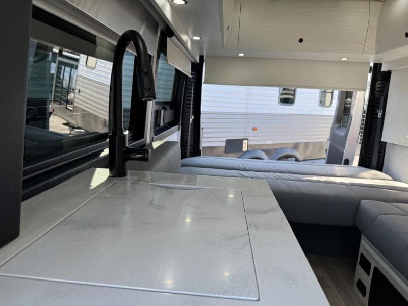 2026 Pleasure-Way 2026 Pleasure-Way Lexor - thumbnail 17