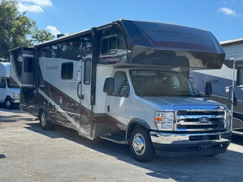 2026 Forest River Sunseeker Classic 3010DS