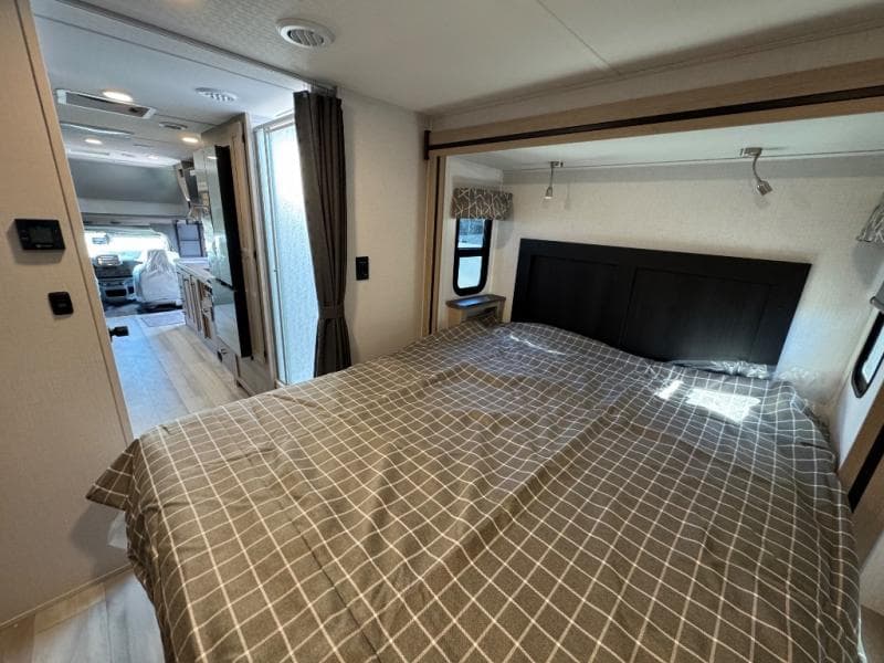 2026 Forest River 2026 Forest River Sunseeker Classic - thumbnail 22