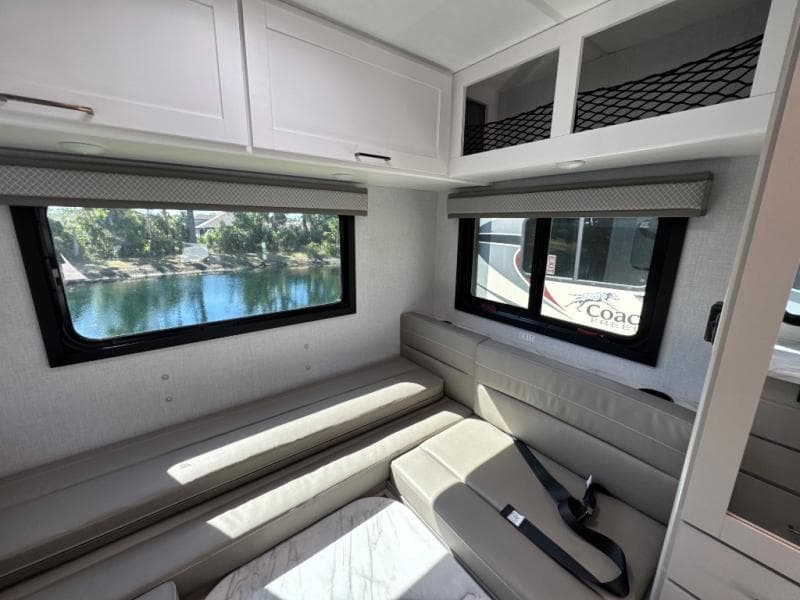 2026 Thor Motor Coach 2026 Thor Motor Coach Chateau - thumbnail 12