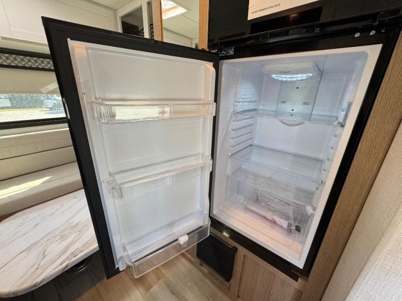 2026 Thor Motor Coach 2026 Thor Motor Coach Quantum - thumbnail 18