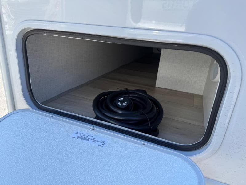 2026 Thor Motor Coach 2026 Thor Motor Coach Quantum - thumbnail 6