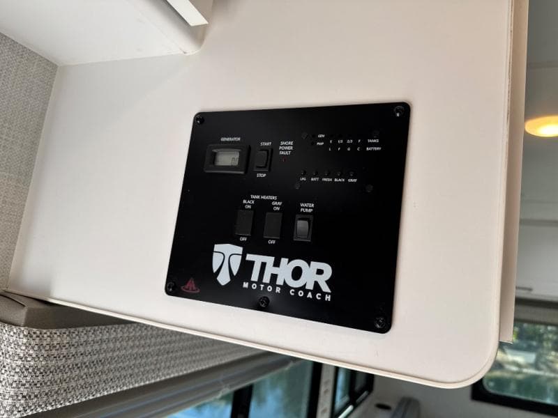 2026 Thor Motor Coach 2026 Thor Motor Coach Quantum - thumbnail 24