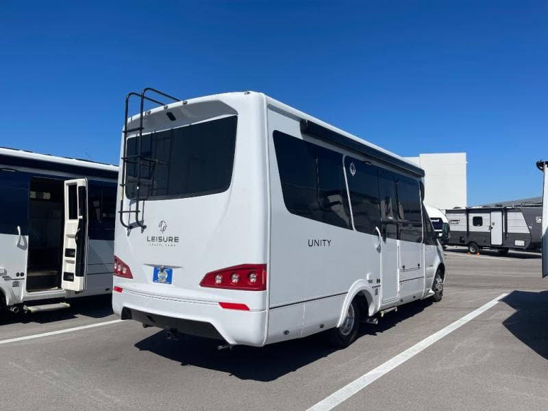 2026 Leisure Travel Vans 2026 Leisure Travel Vans Unity - thumbnail 8