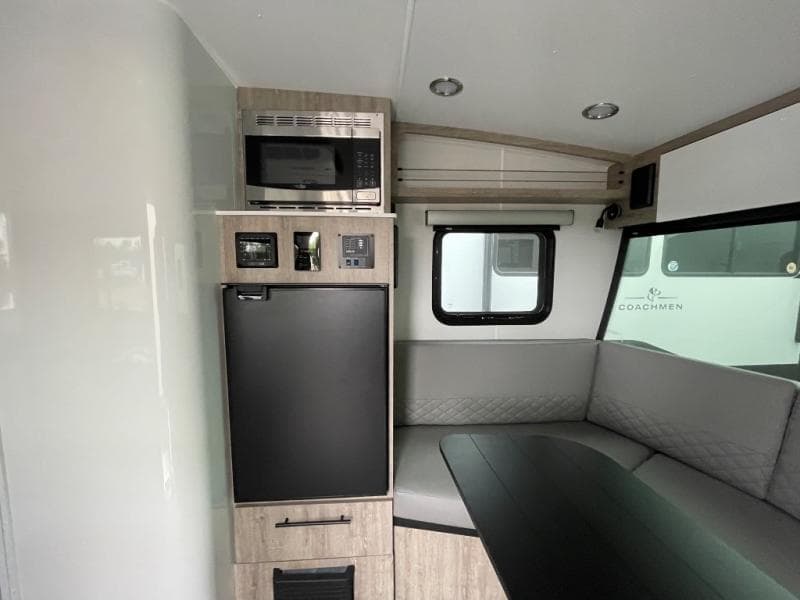 2026 inTech RV 2026 inTech RV Sol - thumbnail 17