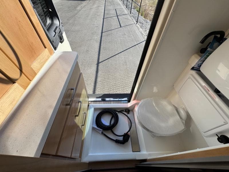 2026 Coachmen 2026 Coachmen Nova - thumbnail 18