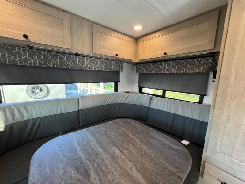 2026 Forest River 2026 Forest River Sunseeker - thumbnail 18