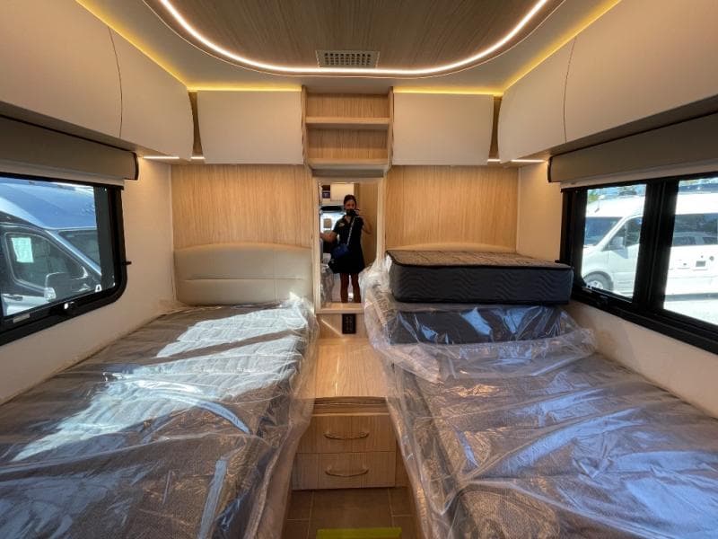 2026 Leisure Travel Vans 2026 Leisure Travel Vans Unity - thumbnail 13