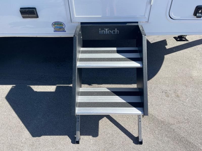 2026 inTech RV 2026 inTech RV Aucta - thumbnail 10