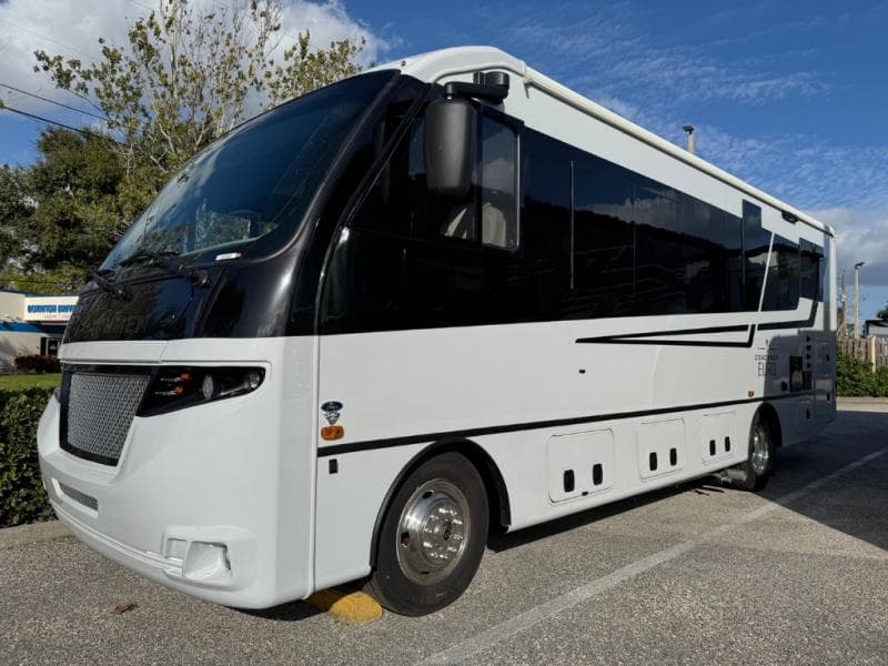 2026 Coachmen 2026 Coachmen Euro - thumbnail 3