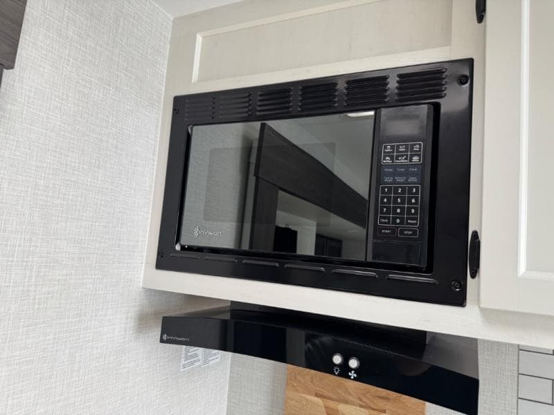 2026 Venture RV 2026 Venture RV SportTrek - thumbnail 13