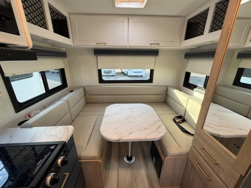 2026 Thor Motor Coach 2026 Thor Motor Coach Quantum - thumbnail 15