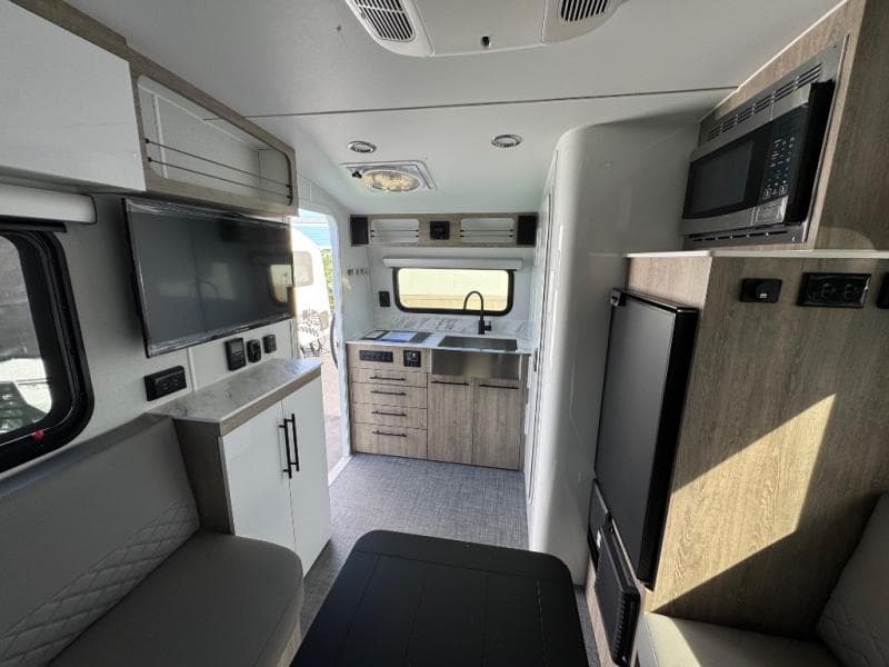 2026 inTech RV 2026 inTech RV Sol - thumbnail 8