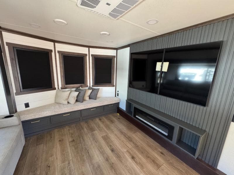 2026 Forest River 2026 Forest River CEDAR CREEK COTTAGE - thumbnail 19