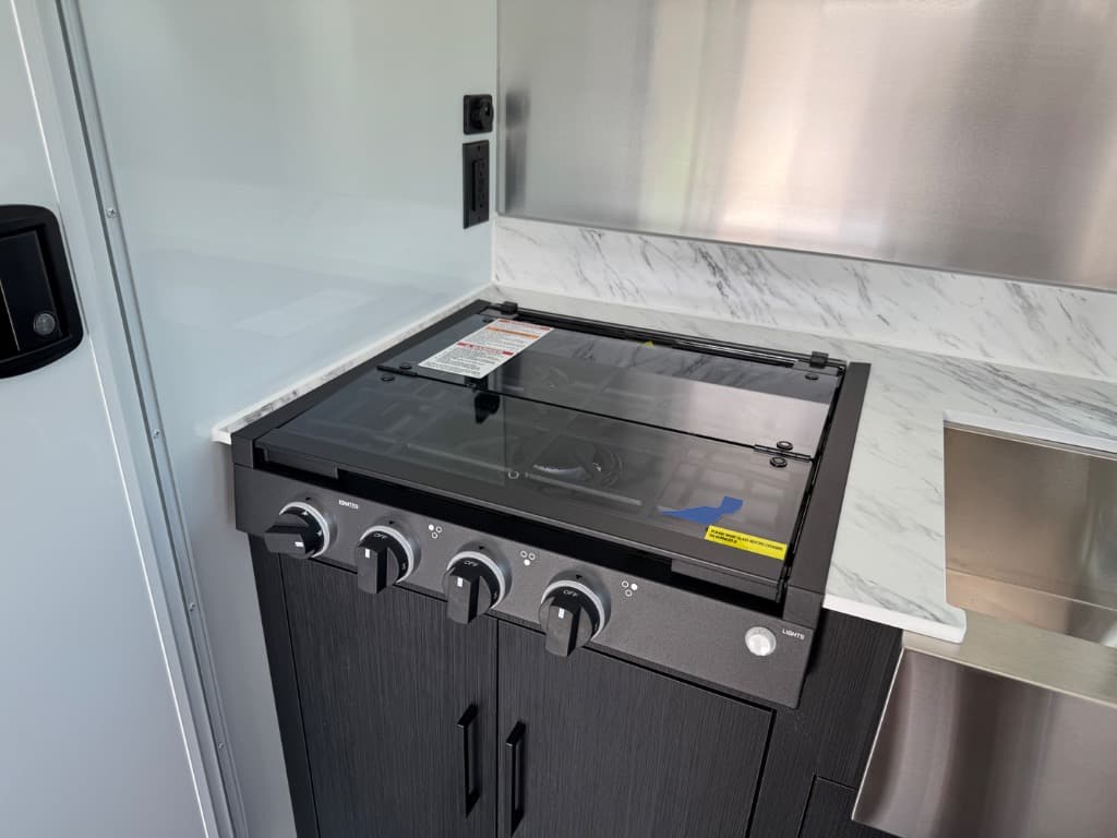 2026 inTech RV 2026 inTech RV Flyer Toy Hauler Expandable - thumbnail 9