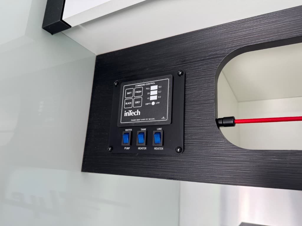 2026 inTech RV 2026 inTech RV Flyer Toy Hauler Expandable - thumbnail 19