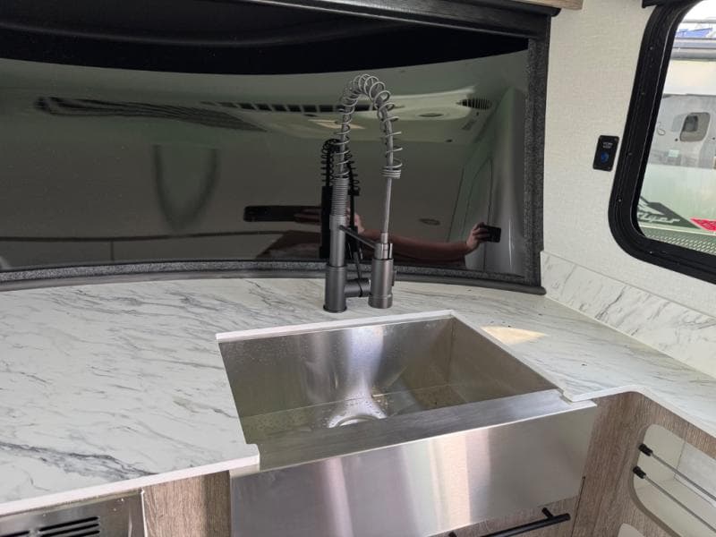 2026 inTech RV 2026 inTech RV Sol - thumbnail 12