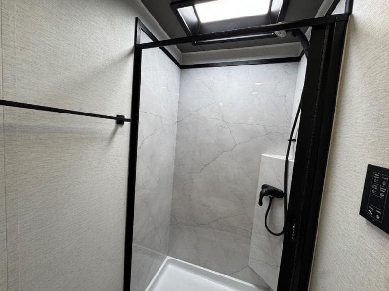 2027 Renegade 2027 Renegade Villagio - thumbnail 18