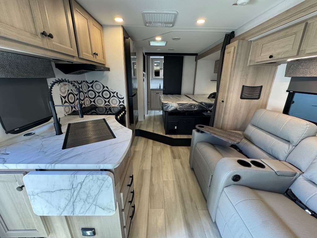 2026 Forest River 2026 Forest River Forester Classic - thumbnail 8