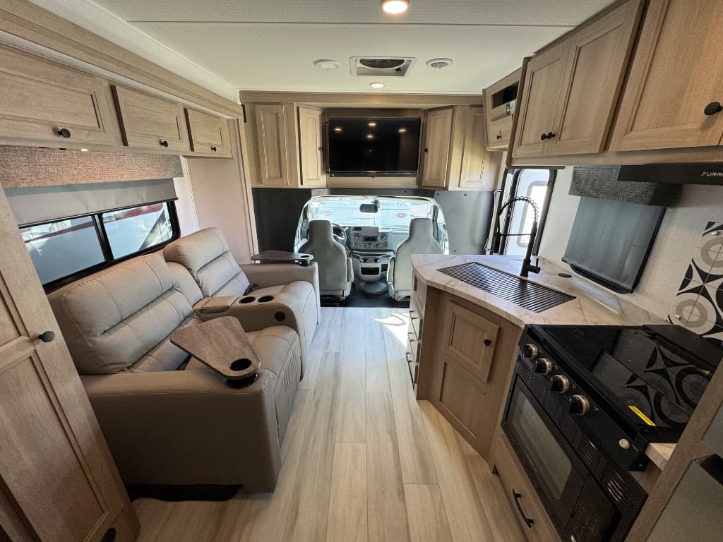 2026 Forest River 2026 Forest River Forester Classic - thumbnail 9