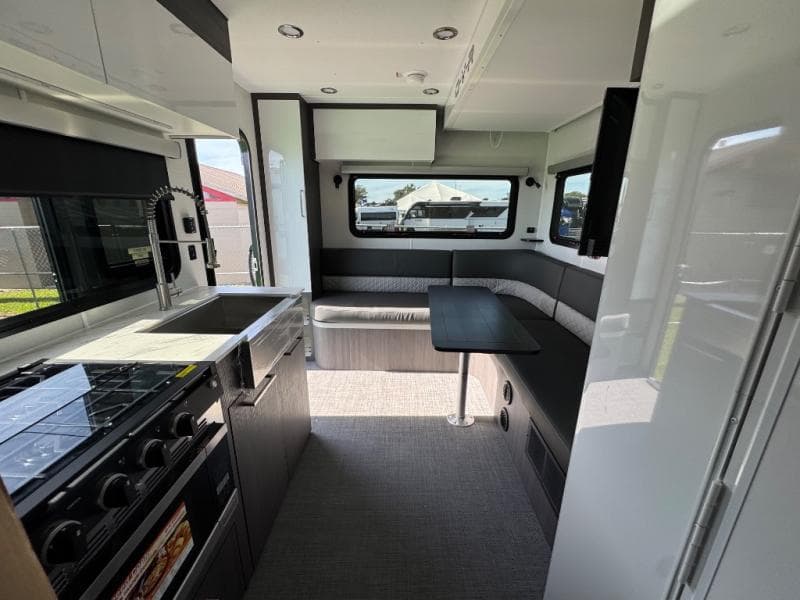 2026 inTech RV 2026 inTech RV O-V-R - thumbnail 8