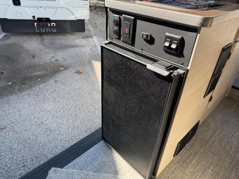 2026 Winnebago 2026 Winnebago Solis - thumbnail 12