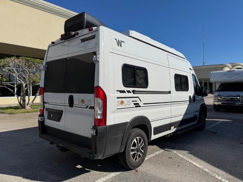 2026 Winnebago 2026 Winnebago Solis - thumbnail 6