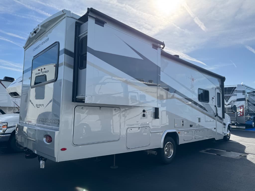 2026 Forest River 2026 Forest River Forester Classic - thumbnail 4